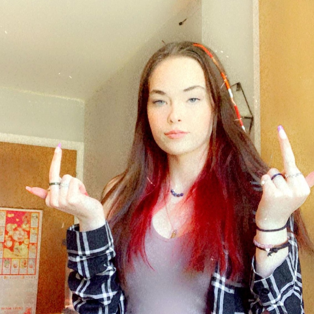 Meet your Posher, Jade